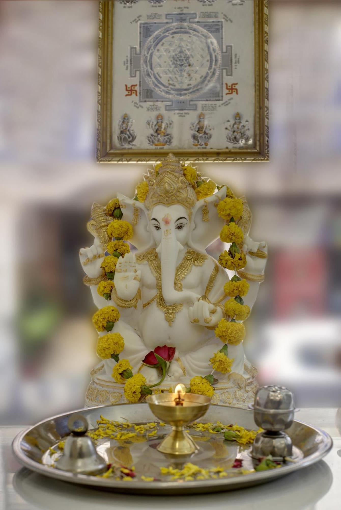 Rahul Palace By Golden Tree Near Metro Station And Ajmal Khan Market New Delhi Luaran gambar